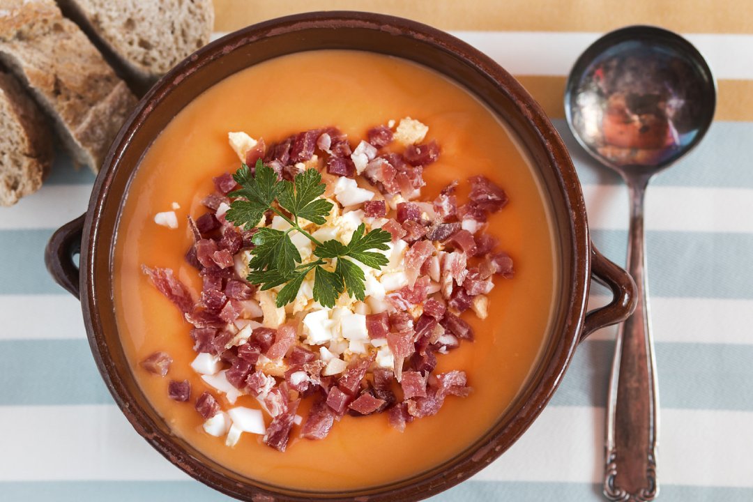 عکس سالمورجو سوپ لذیذ از بهترین غذاهای اسپانیا